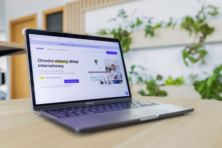 Пользовательский опыт: какое программное обеспечение лучше?